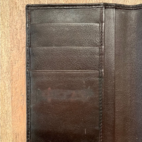 AUTHENTIC GUCCI BROWN LEATHER BIFOLD CARDHOLDER/WALLET. Can be Unisex. 5.5 x 4” - Picture 9 of 10